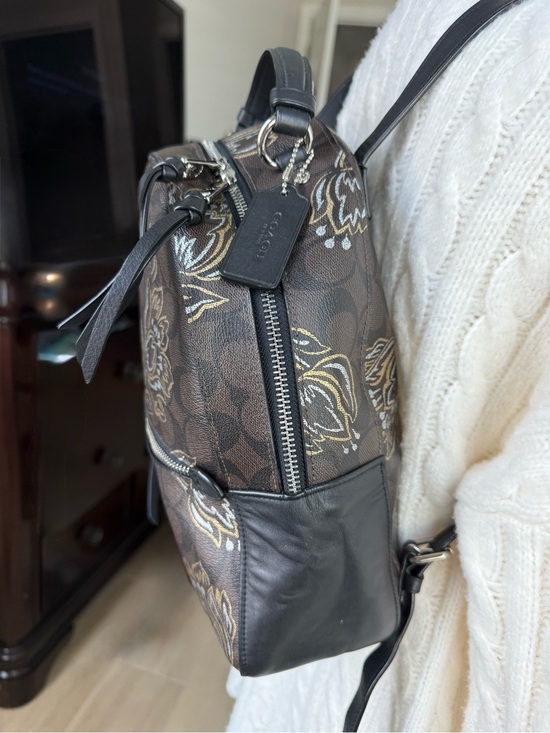COACH JORDYN BACKPACK IN SIGNATURE CANVAS WITH TULIP PRINT (COACH F76779) main image 8